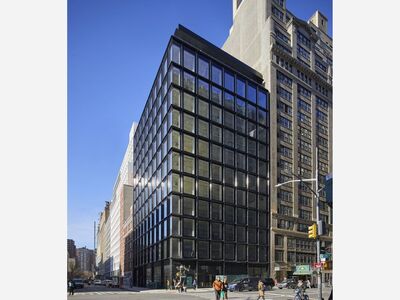 CHELSEA: Grand Opening At 322-326 Seventh Avenue
