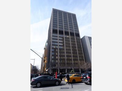 BROOKLYN: Legal Aid Society Sues Its Own Landlord For Moldy Office